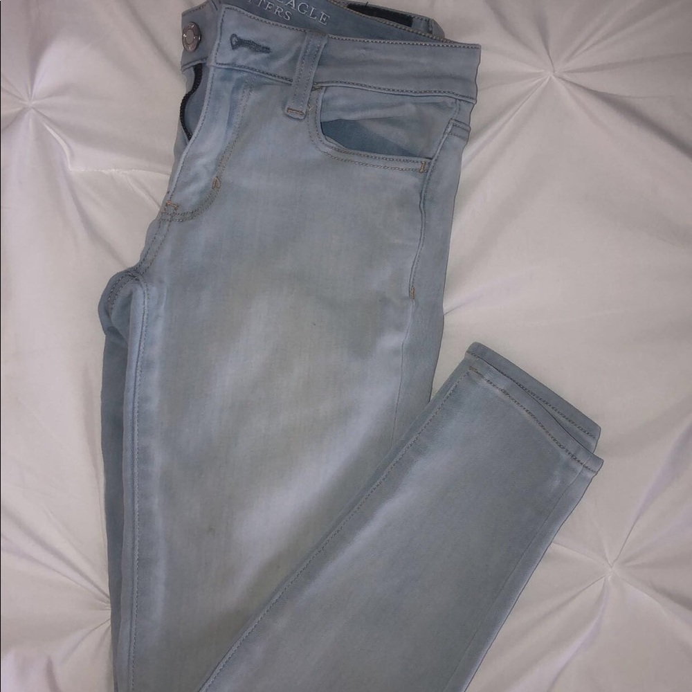Light Wash Jeans